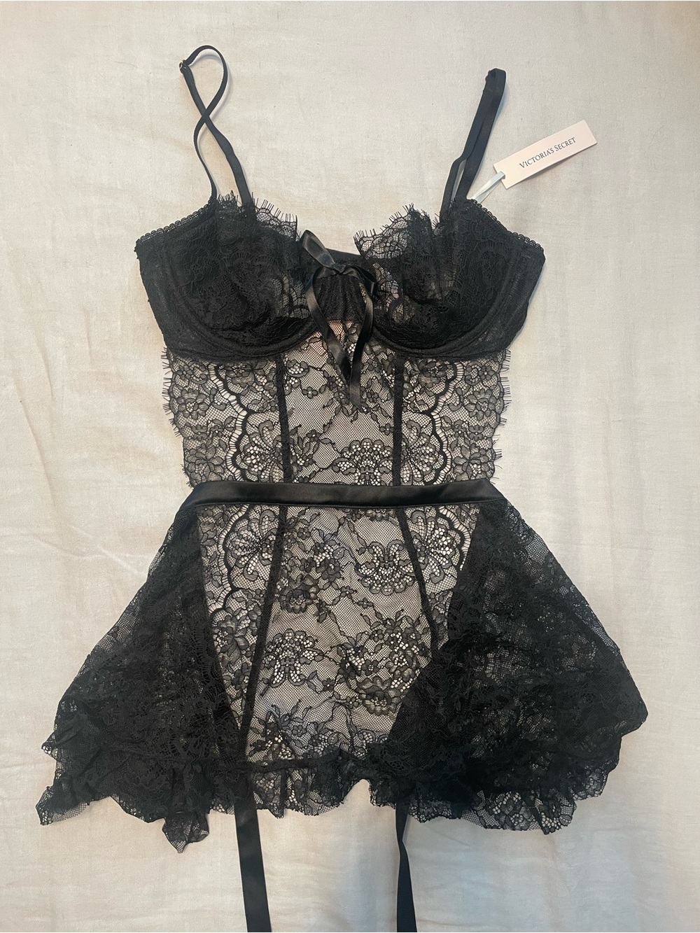 NWT Victoria's Secret Black Lace Babydoll Chemise w Satin Ribbon Back Tie Sz M